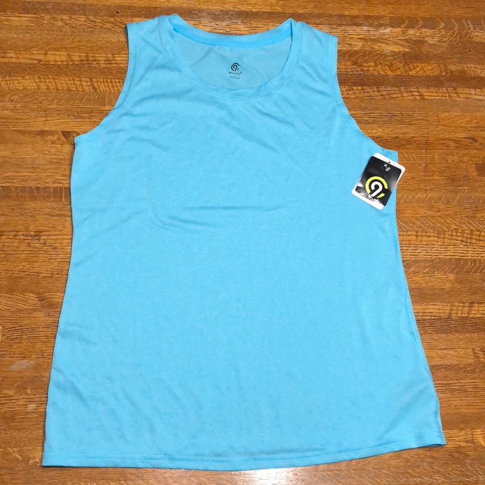 C9 Champion NWT tank size large